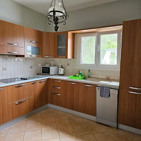 Armonia A & B Villa Kavvadades