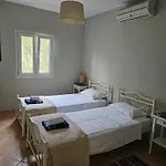 Villa Armonia A & B Kavvadades