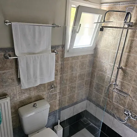 Villa Armonia A & B Kavvadades