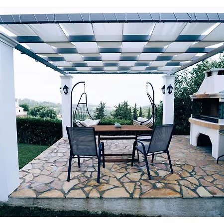 Villa Villa Armonia A & B *