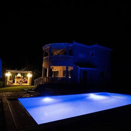 Armonia A & B Villa