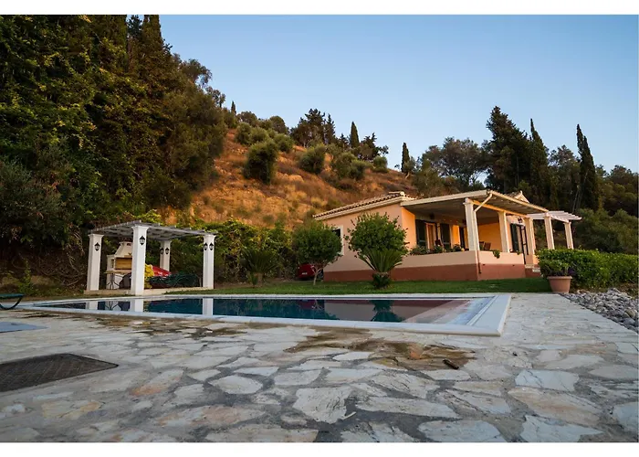 Villa Armonia A & B Kavvadades