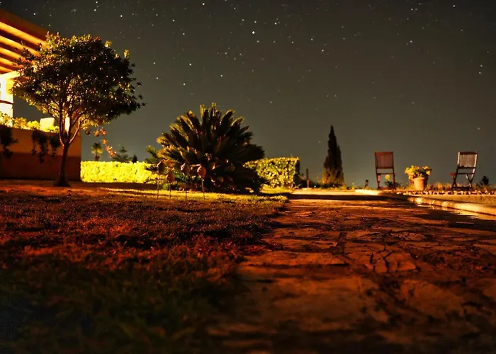 Armonia A & B Villa Kavvadades