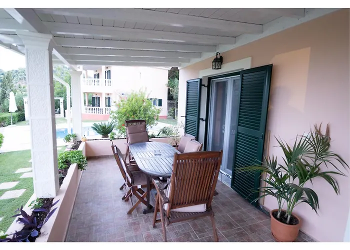 Villa Armonia A & B Kavvadades