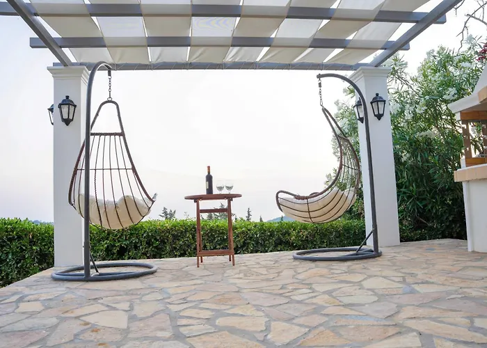 Armonia A & B Villa Kavvadades