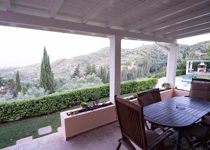 Villa Armonia A & B Kavvadades