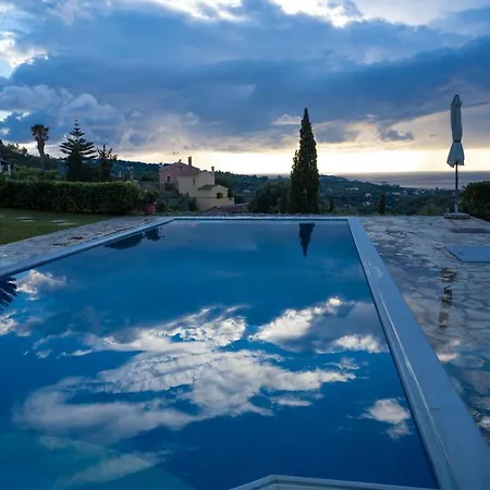 Villa Armonia A & B Villa Kavvadades